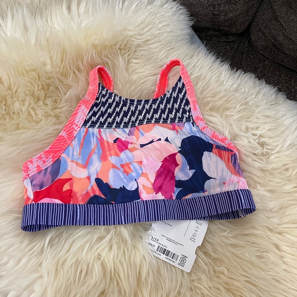 Athletica girl - Picture 1 of 5